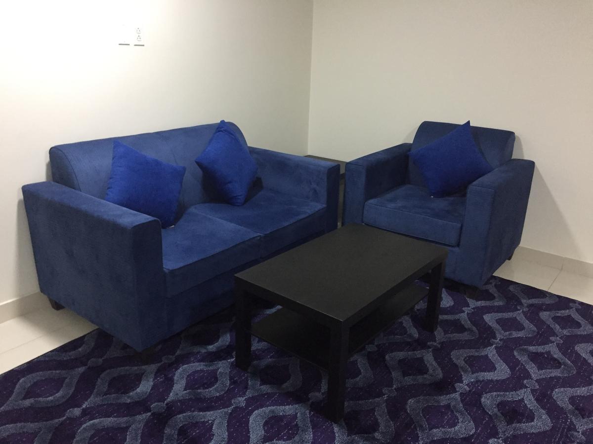 Holiday Furnished Units Dammam Buitenkant foto