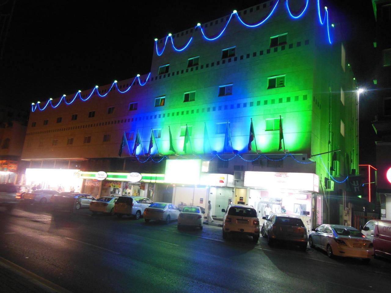 Holiday Furnished Units Dammam Buitenkant foto